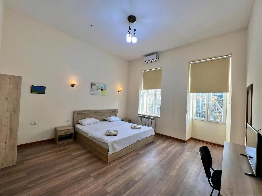Central Apartment Bakü